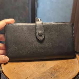 Vintage Banana Republic Leather Wallet